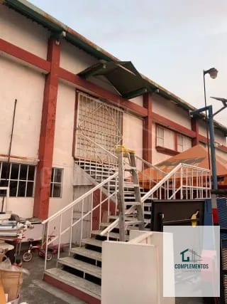 Bodega en renta Granjas de San Cristobal zona 8nde Mixco — Bodega / Ofibodega en Alquiler en Zona 8 Mixco, Guatemala, Ciudad — miniatura 3 de 4