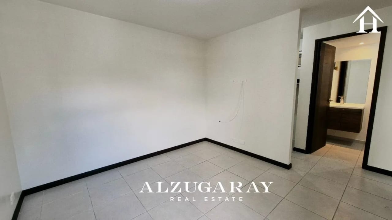 APTO. ACOGEDOR E ILUMINADO 3 HAB. / CONDADO NARANJO — Apartamento en Alquiler en Condado Naranjo, Zona 4 Mixco, Guatemala, Ciudad — foto 6 de 9