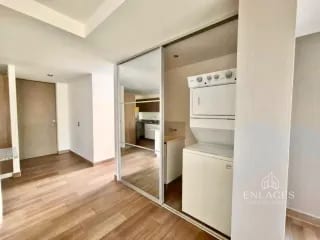 Zona 16 • Apartamento en Renta • Edificio Brickell — Apartamento en Alquiler en Zona 16, Guatemala, Ciudad — miniatura 3 de 9
