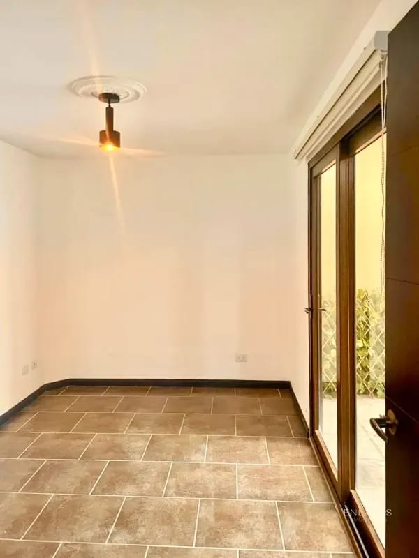 Km 21.5 Carretera a El Salvador • Casa en Renta/Venta • Cumbres de La Arboleda — Casa en Alquiler en Cumbres de La Arboleda, Carretera a El Salvador, Guatemala, Ciudad — foto 11 de 15