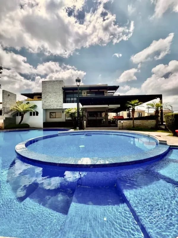 Km 21.5 Carretera a El Salvador • Casa en Renta/Venta • Cumbres de La Arboleda — Casa en Alquiler en Cumbres de La Arboleda, Carretera a El Salvador, Guatemala, Ciudad — foto 8 de 15