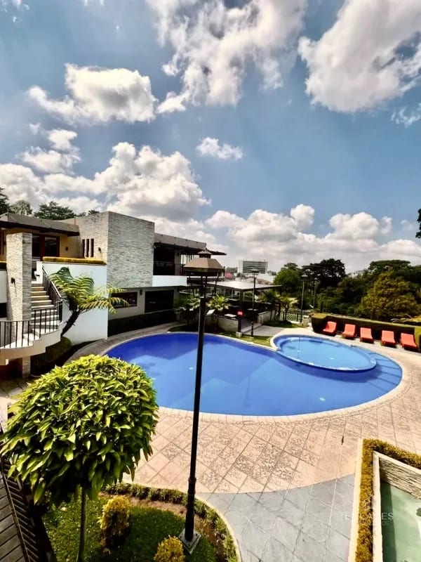 Km 21.5 Carretera a El Salvador • Casa en Renta/Venta • Cumbres de La Arboleda — Casa en Alquiler en Cumbres de La Arboleda, Carretera a El Salvador, Guatemala, Ciudad — foto 5 de 15