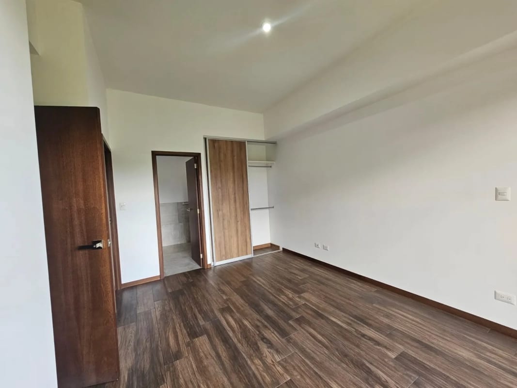 Apartamento en venta, Edificio Casa Acueducto, zona 10 — Apartamento en Venta en Casa Acueducto, Zona 10, Guatemala, Ciudad — foto 7 de 12