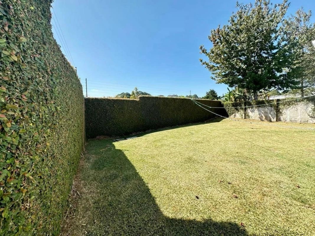 CASA EN VENTA CONDOMINIO LA FONTANA II KM. 24.5 CARRETERA A EL SALVADOR — Casa en Venta en Carretera a El Salvador, Guatemala, Ciudad — foto 3 de 12