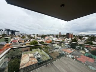 Hermoso Apartamento con Balcón en Venta — Apartamento en Venta en Zona 11, Guatemala, Ciudad — miniatura 1 de 8