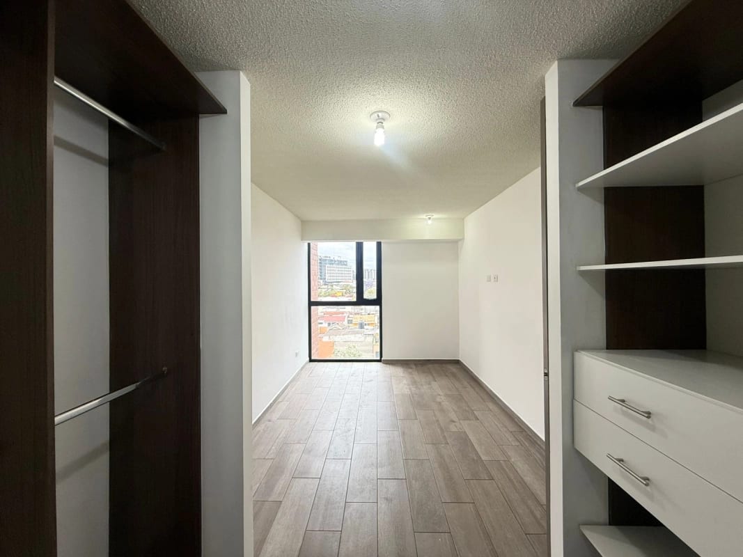 Hermoso Apartamento con Balcón en Venta — Apartamento en Venta en Zona 11, Guatemala, Ciudad — foto 7 de 8