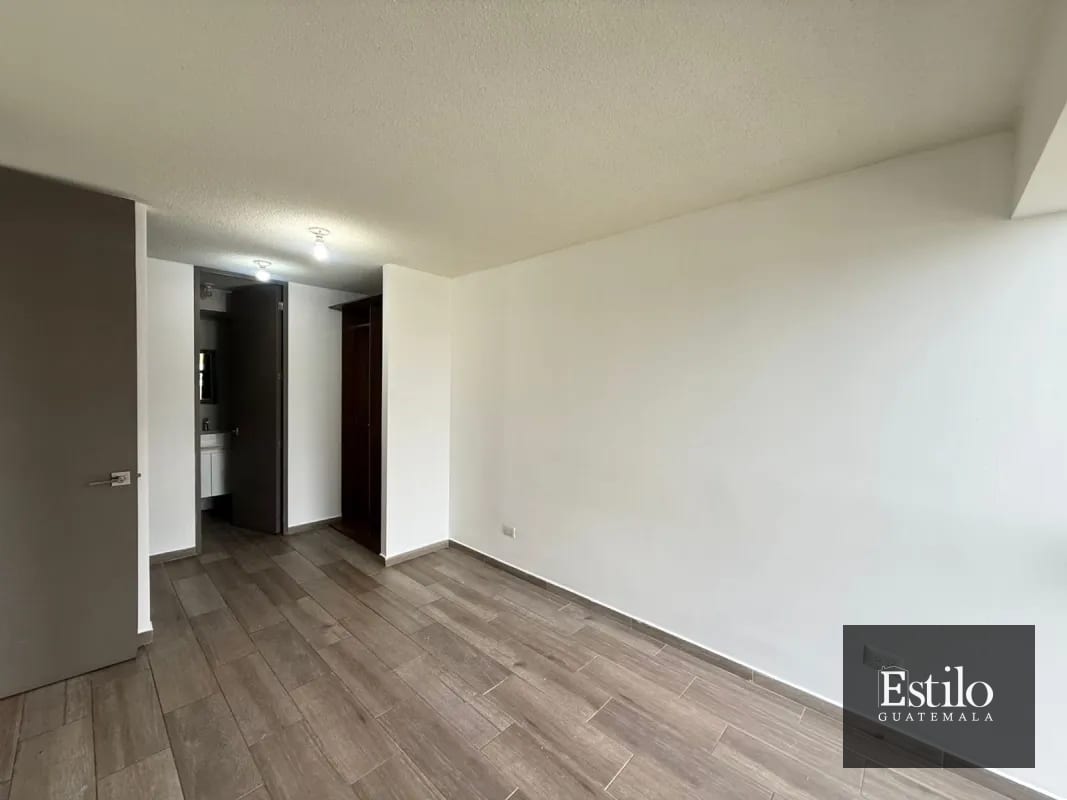 HERMOSO APARTAMENTO CON BALCÓN EN VENTA — Apartamento en Venta en Zona 11, Guatemala, Ciudad — foto 5 de 8
