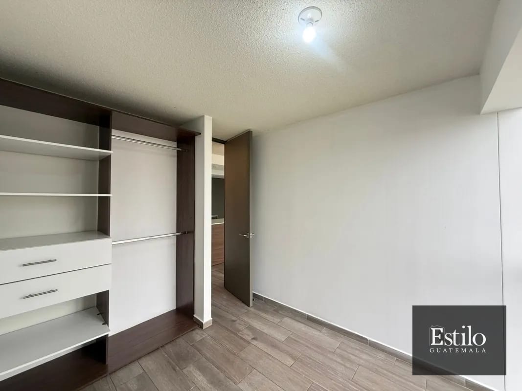 HERMOSO APARTAMENTO CON BALCÓN EN VENTA — Apartamento en Venta en Zona 11, Guatemala, Ciudad — foto 4 de 8