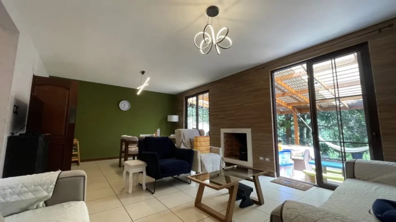 BOSQUE ESCONDIDO  KM 21.5 CARRETERA FRAIJANES. AMPLIO TERRENO DE 8.20 FRENTE X 30.60 FONDO. — Casa en Venta en Carretera a El Salvador, Guatemala, Ciudad — foto 15 de 17