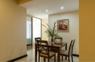 Apartamento amueblado en RENTA zona 14 — Apartamento en Alquiler en Zona 14, Guatemala, Ciudad — miniatura 4 de 10