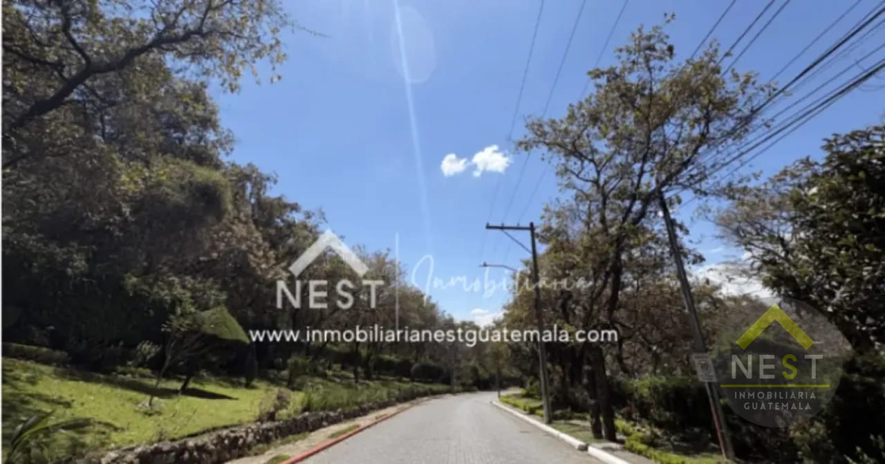Casa de 4 habitaciones y jardín en venta | BOSQUES DE SAN MARINO - San Cristóbal — Casa en Venta en Zona 8 Mixco, Guatemala, Ciudad — foto 3 de 17