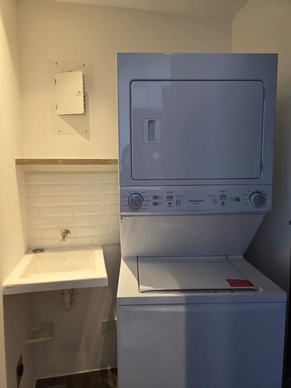 Atarah Zona 10 Rento Apartamento 1 Dormitorio para estrenar! — Apartamento en Alquiler en Atarah, Zona 10, Guatemala, Ciudad — foto 6 de 10