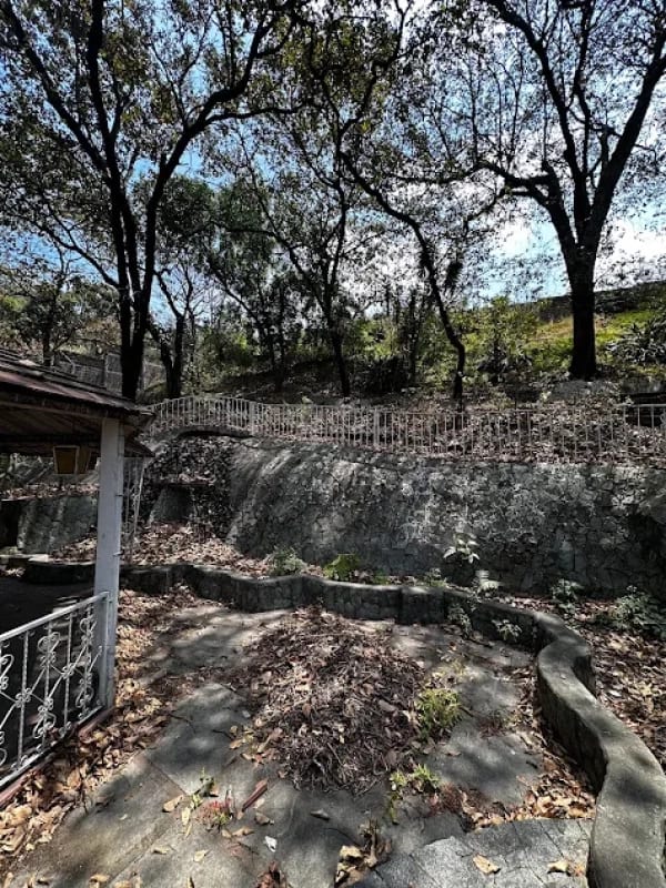 HERMOSA CASA EN COLONIA PRIMAVERA, ZONA 11 — Casa en Venta en La Primavera, Zona 11, Guatemala, Ciudad — foto 5 de 15