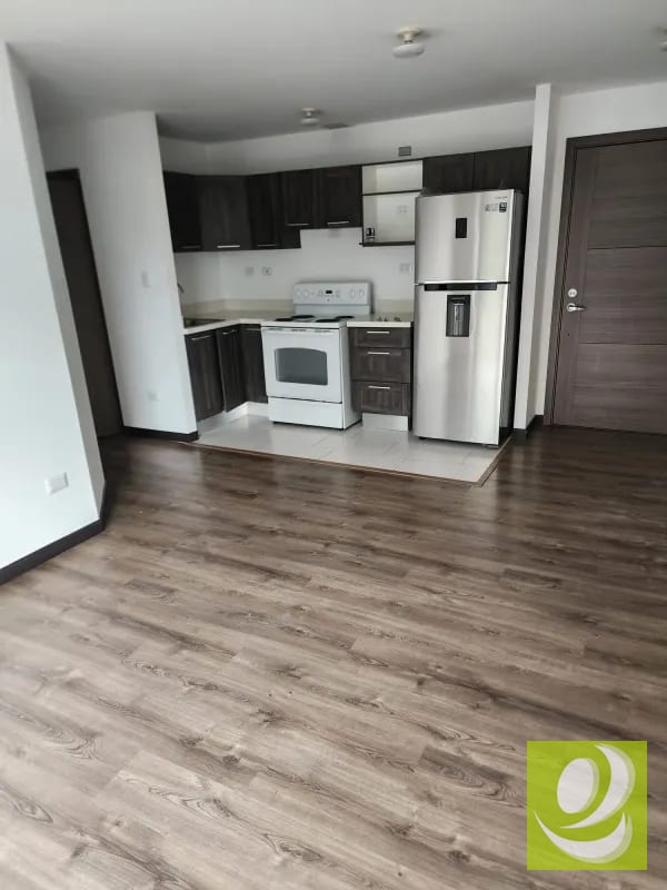 Apartamento en venta en Edificio de la Zona 7 de Guatemala — Apartamento en Venta en Zona 7, Guatemala, Ciudad — foto 1 de 7