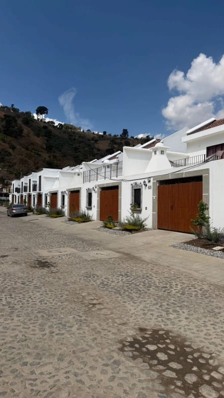 Hermosa casa para estrenar en Antigua Guatemala Paseo San Lorenzo — Casa en Venta en Ciudad Vieja, Sacatepéquez — foto 11 de 11