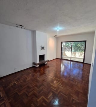 Casa Amplia con ubicación Estrategica en Carretera al Salvador km.13.5 — Casa en Venta en km 11-15, Carretera a El Salvador, Guatemala, Ciudad — miniatura 14 de 15