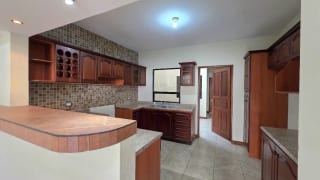Casa en venta en km 16.5 carretera a El Salvador Los Diamantes — Casa en Venta en Los Diamantes, Carretera a El Salvador, Guatemala, Ciudad — miniatura 11 de 17