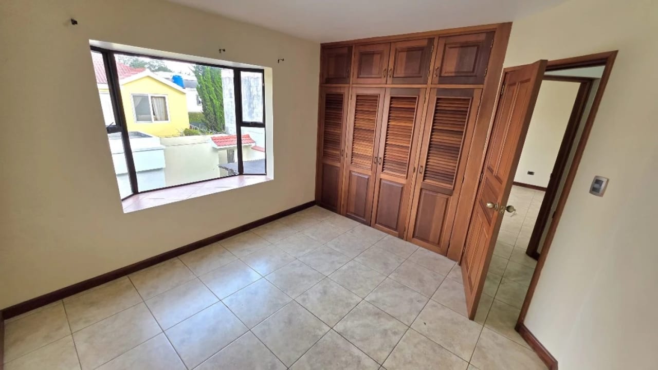 Casa en venta en km 16.5 carretera a El Salvador Los Diamantes — Casa en Venta en Los Diamantes, Carretera a El Salvador, Guatemala, Ciudad — foto 6 de 17