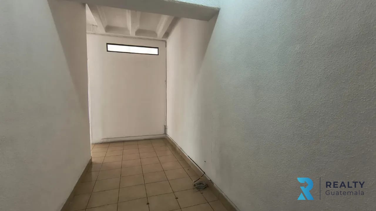 RENTO/VENDO Oficina Zona 10, Plaza Buro — Oficina en Alquiler en Plaza Buró, Zona 10, Guatemala, Ciudad — foto 3 de 7