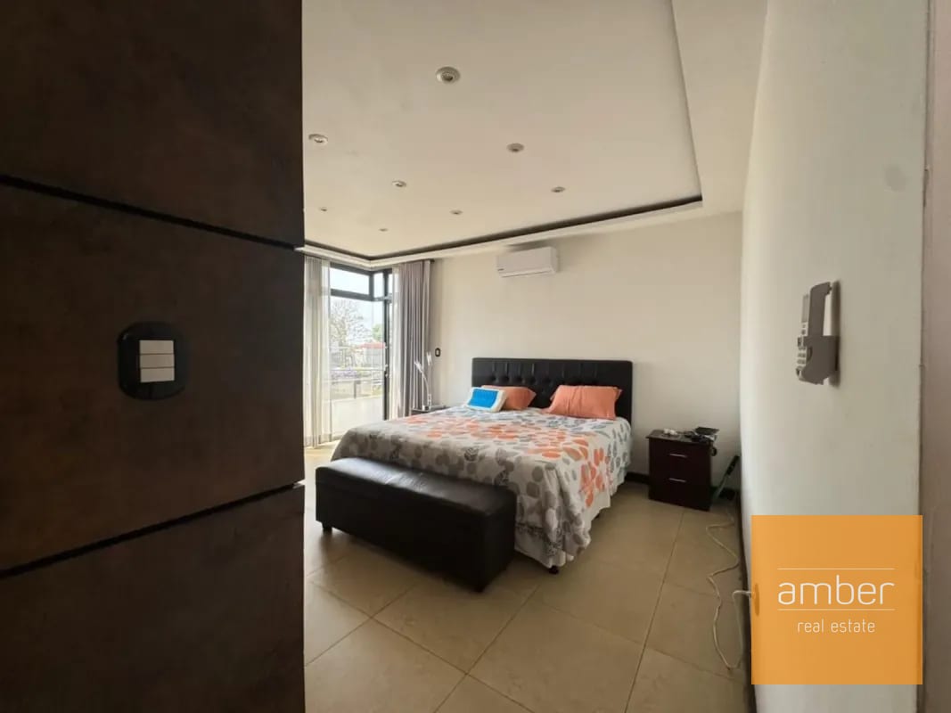 Casa en Valle de Oro, San Cristóbal — Casa en Venta en Zona 8 Mixco, Guatemala, Ciudad — foto 6 de 7