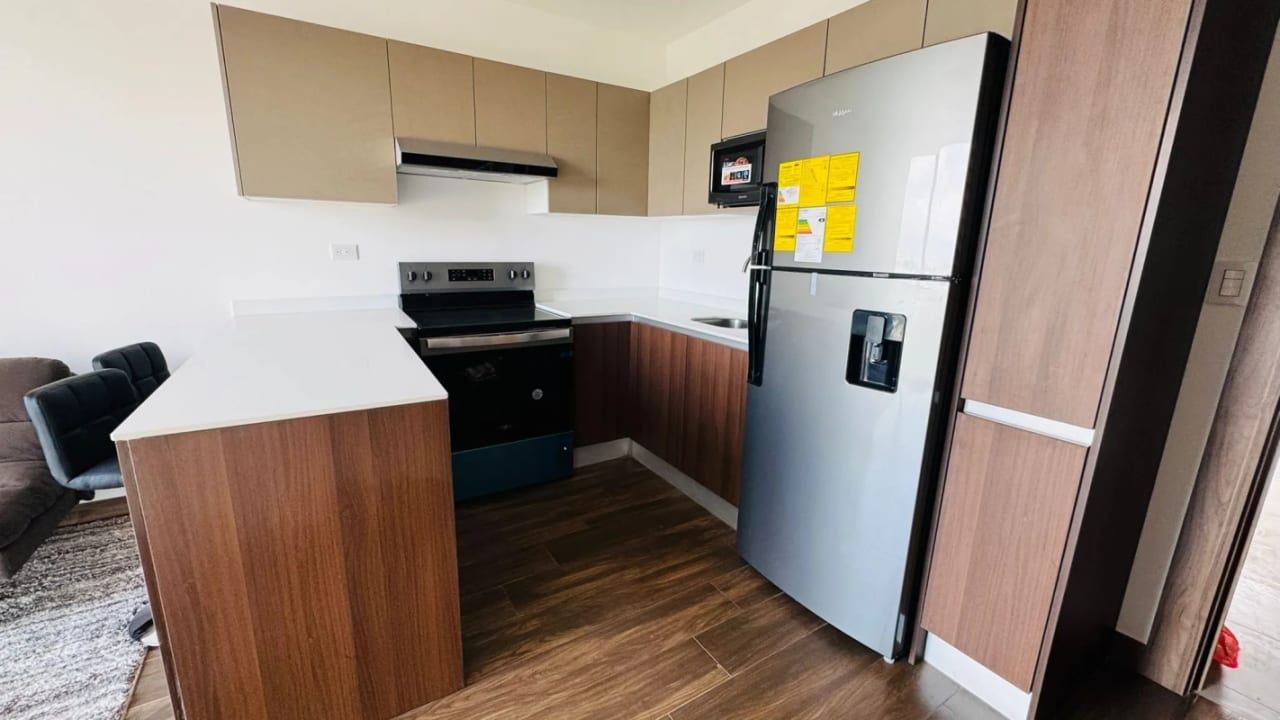 Apartamento en Alquiler | Vila Quince | Zona 15 VH2 | Amueblado · Vista a volcanes — Apartamento en Alquiler en Vila Quince, Zona 15, Guatemala, Ciudad — foto 7 de 9
