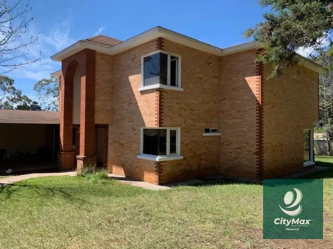 Casa en Venta en Colinas de Andalucía Fraijanes — Casa en Venta en Carretera a El Salvador, Guatemala, Ciudad — foto 4 de 16