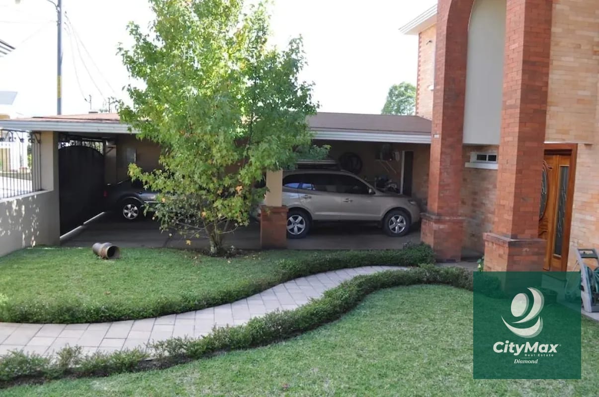 Casa en Venta en Colinas de Andalucía Fraijanes — Casa en Venta en Carretera a El Salvador, Guatemala, Ciudad — foto 2 de 16