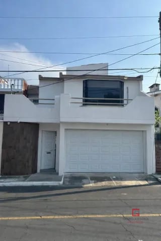 Casa en venta sector B1, San Cristóbal — Casa en Venta en Zona 8 Mixco, Guatemala, Ciudad — miniatura 1 de 17