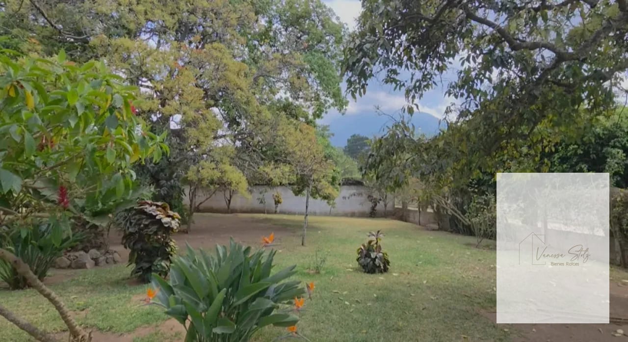 Terrenos San Pedro El Alto, en las afueras de Antigua Guatemala — Terreno en Venta en San Pedro Las Huertas, Antigua, Sacatepéquez — foto 4 de 5