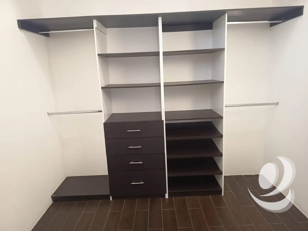 Vendo Espectacular Mansión de Lujo en Altos de Montebello. CAES. — Casa en Venta en Santa Catarina Pinula, Carretera a El Salvador, Guatemala, Ciudad — foto 4 de 17