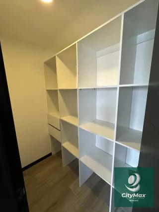 Apartamento en Renta en La Villa Zona 14 Guatemala — Apartamento en Alquiler en Zona 14, Guatemala, Ciudad — miniatura 8 de 17