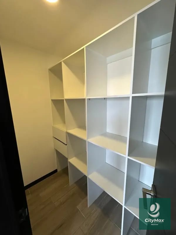 Apartamento en Renta en La Villa Zona 14 Guatemala — Apartamento en Alquiler en Zona 14, Guatemala, Ciudad — foto 8 de 17