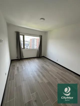 Apartamento en Renta en La Villa Zona 14 Guatemala — Apartamento en Alquiler en Zona 14, Guatemala, Ciudad — miniatura 7 de 17