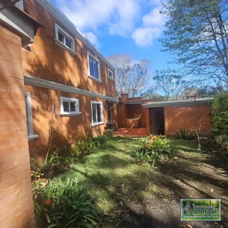 Vendo de Casa en Santiago de Compostela Carretera al el salvador km 19 — Casa en Venta en Santiago de Compostela, Carretera a El Salvador, Guatemala, Ciudad — foto 1 de 17