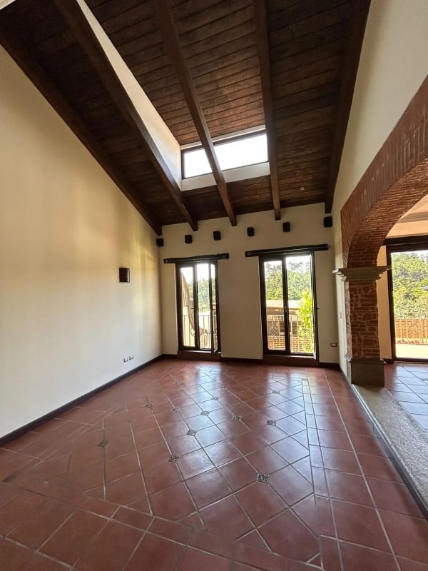 Vendo Casa en Carretera a el salvador km 20.5 LA FLORESTA. — Casa en Venta en Fraijanes, Carretera a El Salvador, Guatemala, Ciudad — foto 14 de 17