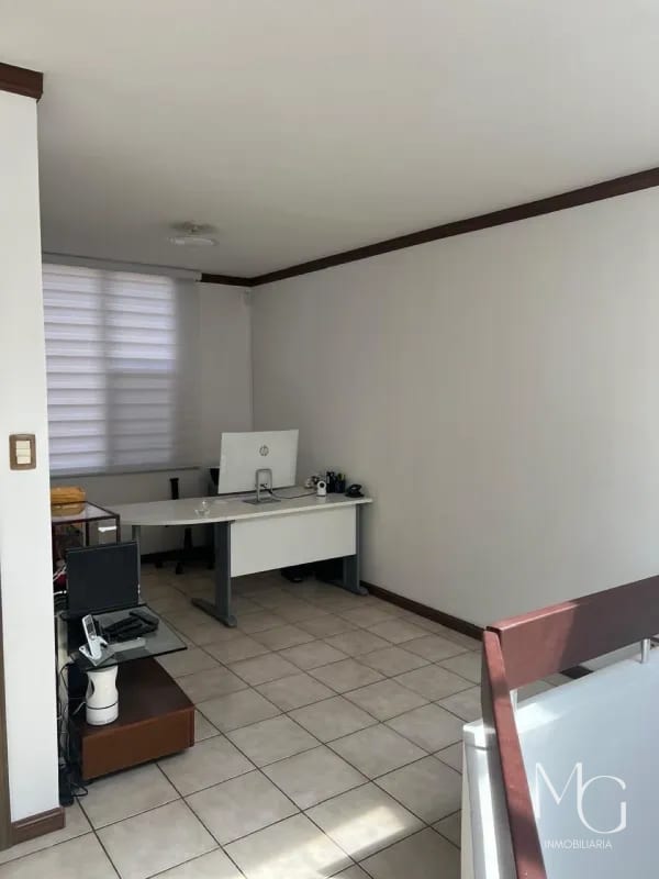 CASA EN VENTA – JARDINES DEL ROSARIO, ZONA 16 — Casa en Venta en Zona 16, Guatemala, Ciudad — foto 9 de 13