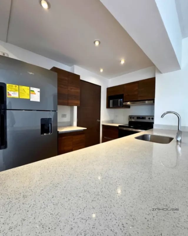 APARTAMENTO EN RENTA ZONA 12 CON BALCÓN — Apartamento en Alquiler en Zona 12, Guatemala, Ciudad — foto 12 de 12