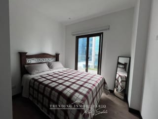 Apartamento amueblado en renta zona 10 edificio Habitat Ciudad Vieja de 3 habitaciones + 2 parqueos — Apartamento en Alquiler en Habitat Ciudad Vieja, Zona 10, Guatemala, Ciudad — miniatura 4 de 10