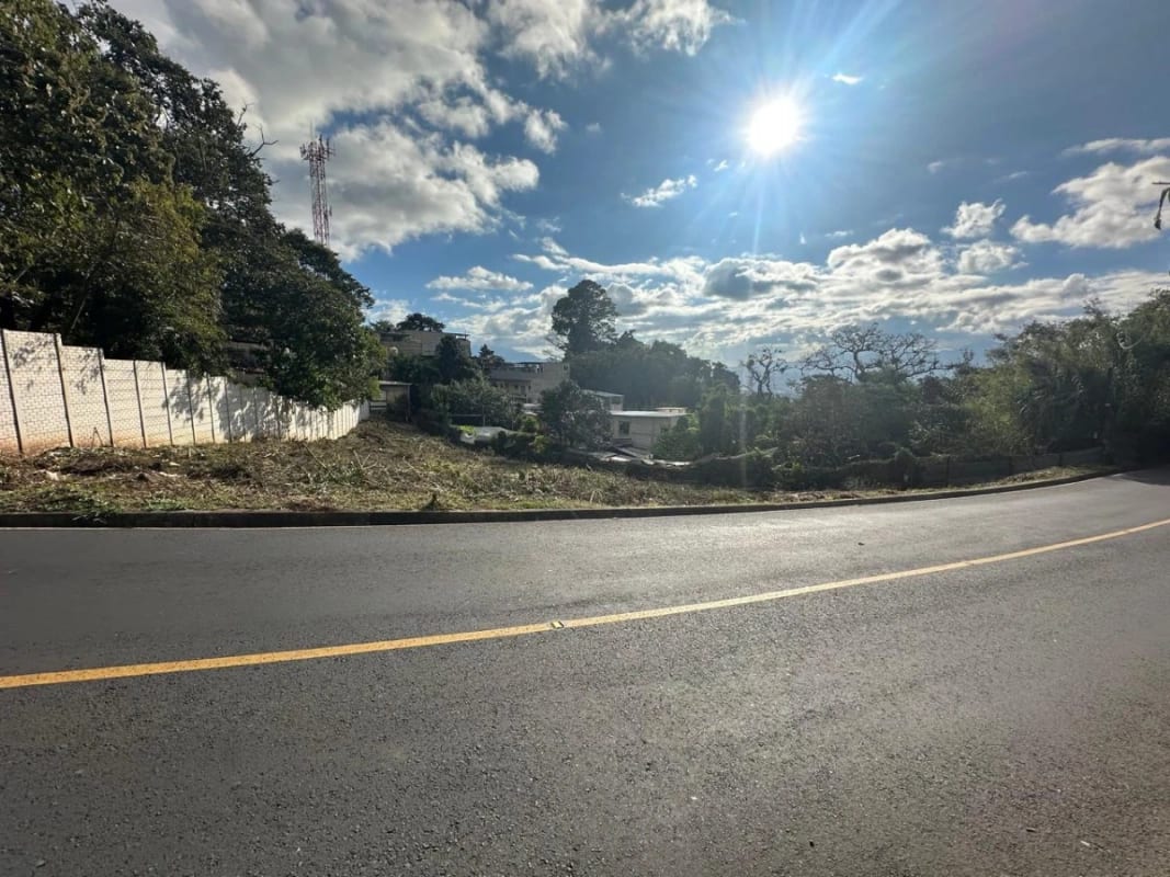 Vendo Terrenos, Planos en Santa Catarina Pinula zona 10 Guatemala — Terreno en Venta en Villas Granada Premier 2, Santa Catarina Pinula, Guatemala, Ciudad — foto 6 de 8