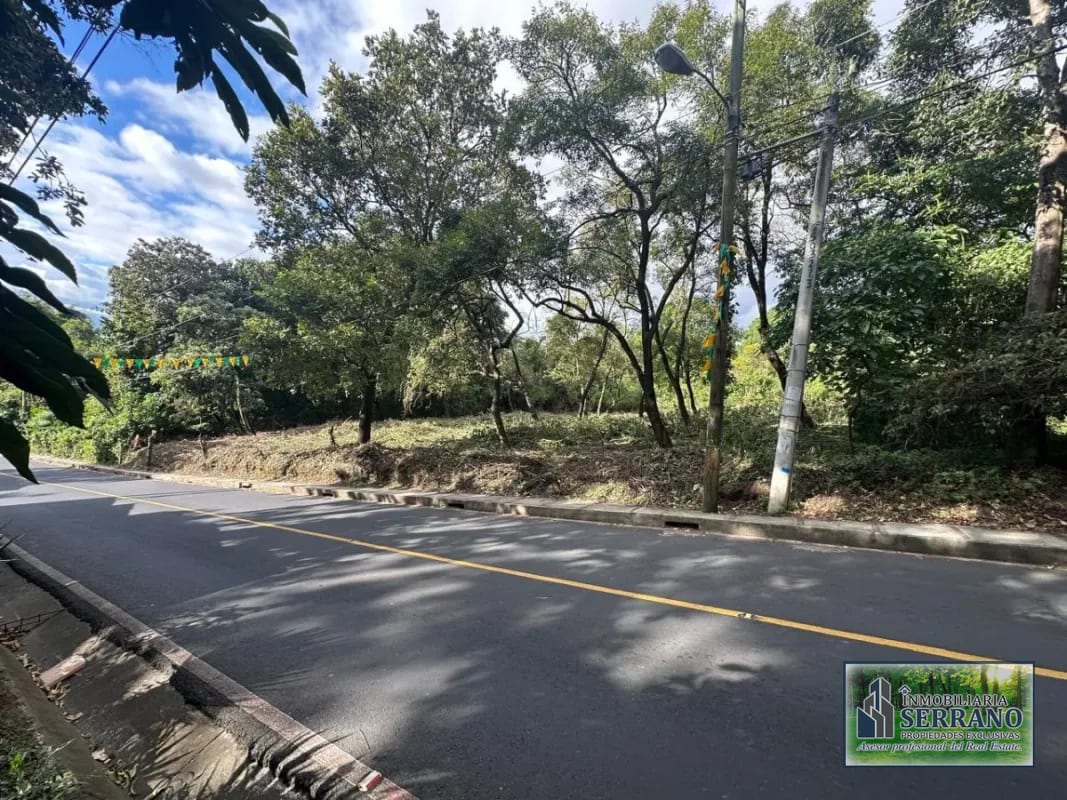 Vendo Terrenos, Planos en Santa Catarina Pinula zona 10 Guatemala — Terreno en Venta en Villas Granada Premier 2, Santa Catarina Pinula, Guatemala, Ciudad — foto 5 de 8