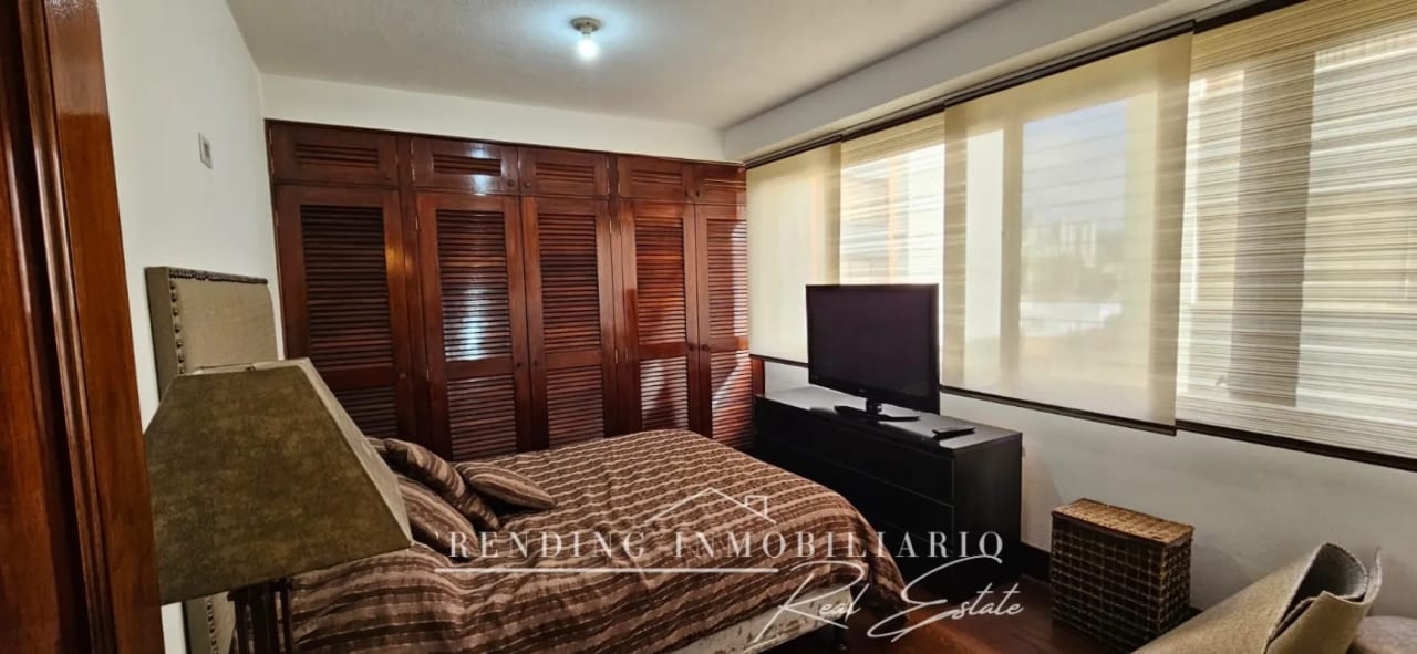 Apartamento en venta zona 10 Edificio Morada del Acueducto amueblado de 3 habitaciones 161m² + 2 parqueos — Apartamento en Venta en Moradas del Acueducto, Zona 10, Guatemala, Ciudad — foto 7 de 14