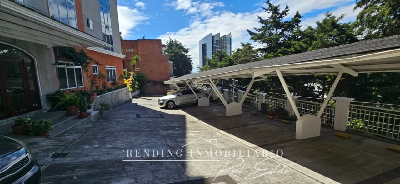 Apartamento en venta zona 10 Edificio Morada del Acueducto amueblado de 3 habitaciones 161m² + 2 parqueos — Apartamento en Venta en Moradas del Acueducto, Zona 10, Guatemala, Ciudad — foto 2 de 14