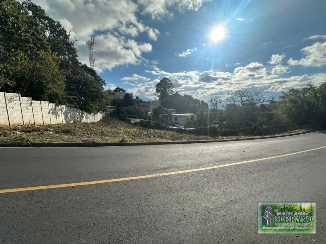 Vendo de Terrenos Planos en Santa Catarina Pinula zona 10 Guatemala. — Terreno en Venta en Bellas Luces, Santa Catarina Pinula, Guatemala, Ciudad — foto 3 de 7