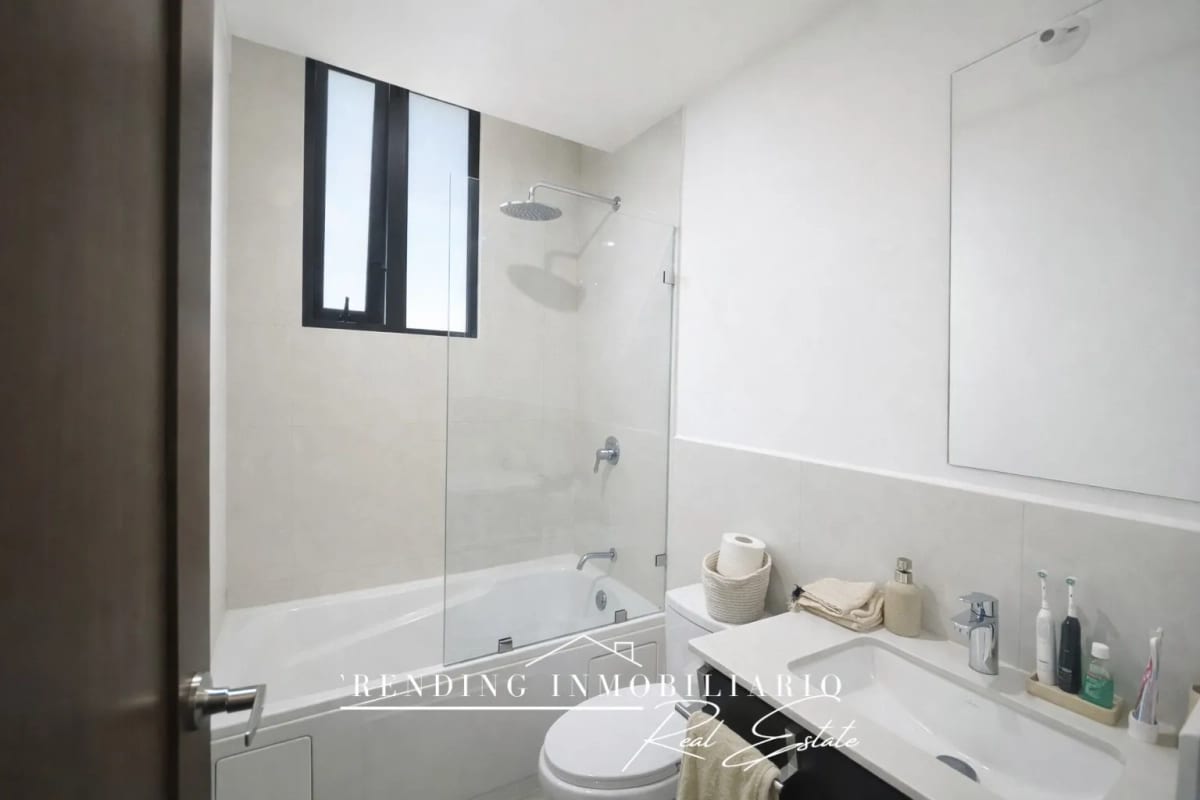Apartamento en renta zona 13 edificio Rosselló de una habitación + 2 parqueos — Apartamento en Alquiler en Rosselló, Zona 13, Guatemala, Ciudad — foto 6 de 8