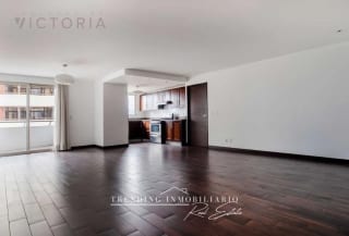 Apartamento en alquiler zona 14 edificio Attica II de 3 habitaciones + 2 parqueos — Apartamento en Alquiler en Attica, Zona 14, Guatemala, Ciudad — miniatura 1 de 8