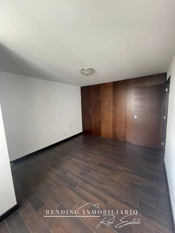 Apartamento en alquiler zona 14 edificio Attica II de 3 habitaciones + 2 parqueos — Apartamento en Alquiler en Attica, Zona 14, Guatemala, Ciudad — foto 5 de 8