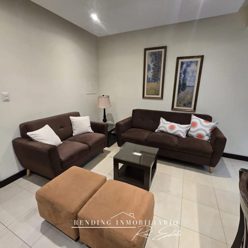 Apartamento en renta zona 14 edificio Cobella de una habitación + un parqueo — Apartamento en Alquiler en Cobella, Zona 14, Guatemala, Ciudad — foto 4 de 8