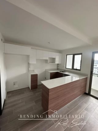 Apartamento en renta zona 14 edificio Segheria de 3 habitaciones + 3 parqueos — Apartamento en Alquiler en Segheria, Zona 14, Guatemala, Ciudad — miniatura 12 de 14