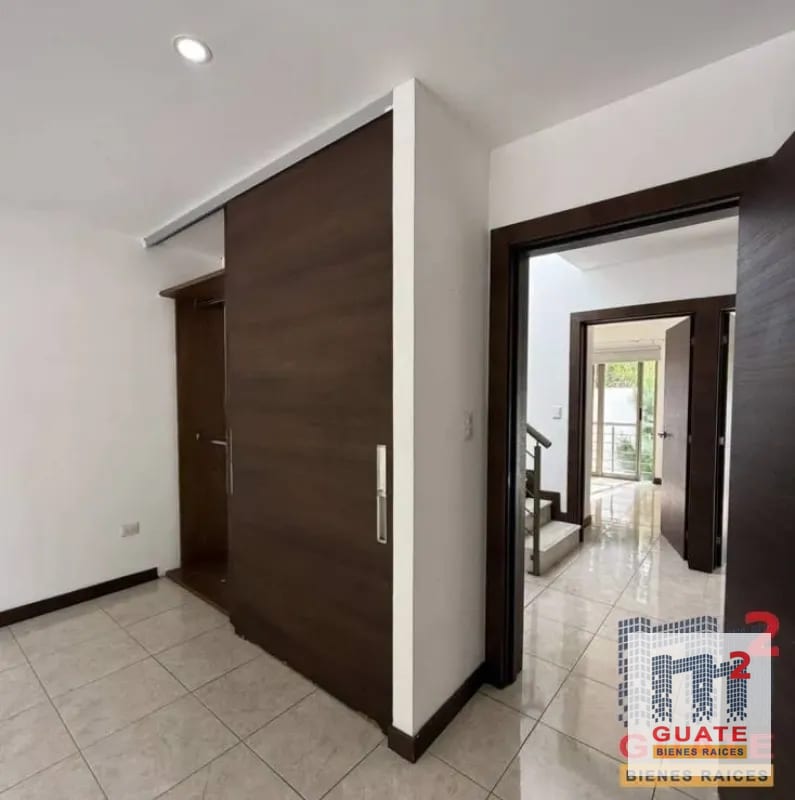 Casa en condominio en Renta, Zona 16 — Casa en Alquiler en Zona 16, Guatemala, Ciudad — foto 4 de 12