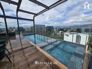 APTO. AMUEBLADO C/ BALCÓN - 2 HAB. / EDIFICIO EN ZONA 10 — Apartamento en Alquiler en Zona 10, Guatemala, Ciudad — miniatura 1 de 10
